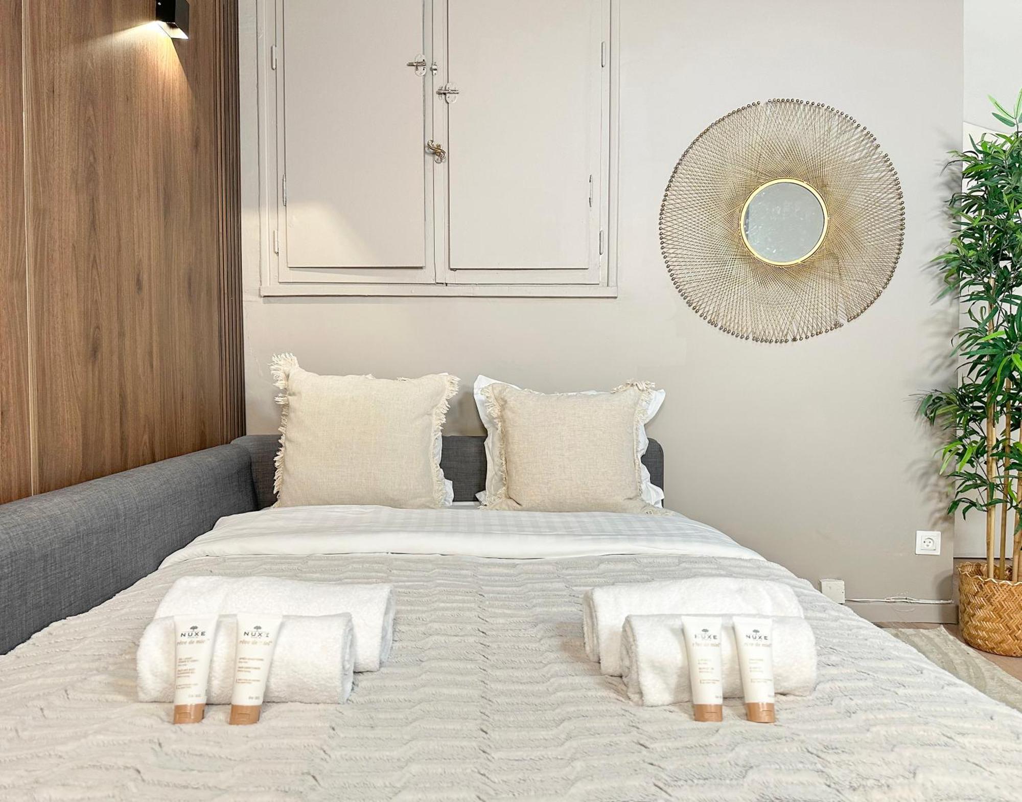 Chic Louvre Apartment Paris Ngoại thất bức ảnh