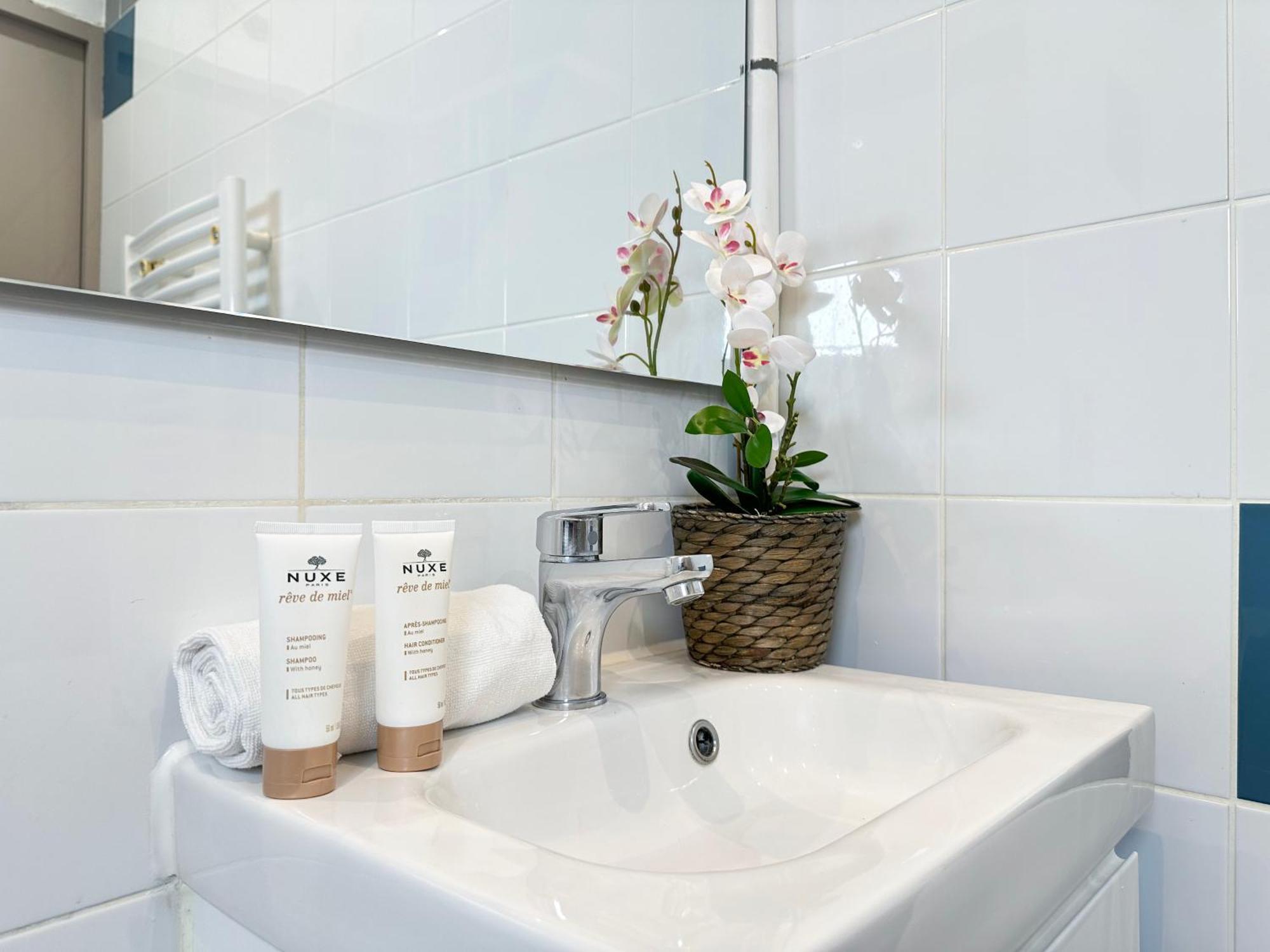 Chic Louvre Apartment Paris Ngoại thất bức ảnh